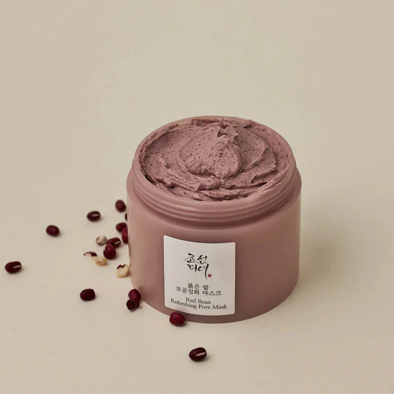 Cremige Textur der Beauty of Joseon Red Bean Refreshing Pore Mask – sanftes Peeling und porentiefe Reinigung.